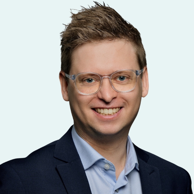 Portrait of OCM expert