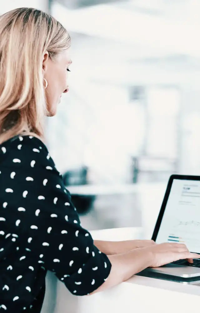 Woman preparing a presentation on a computer